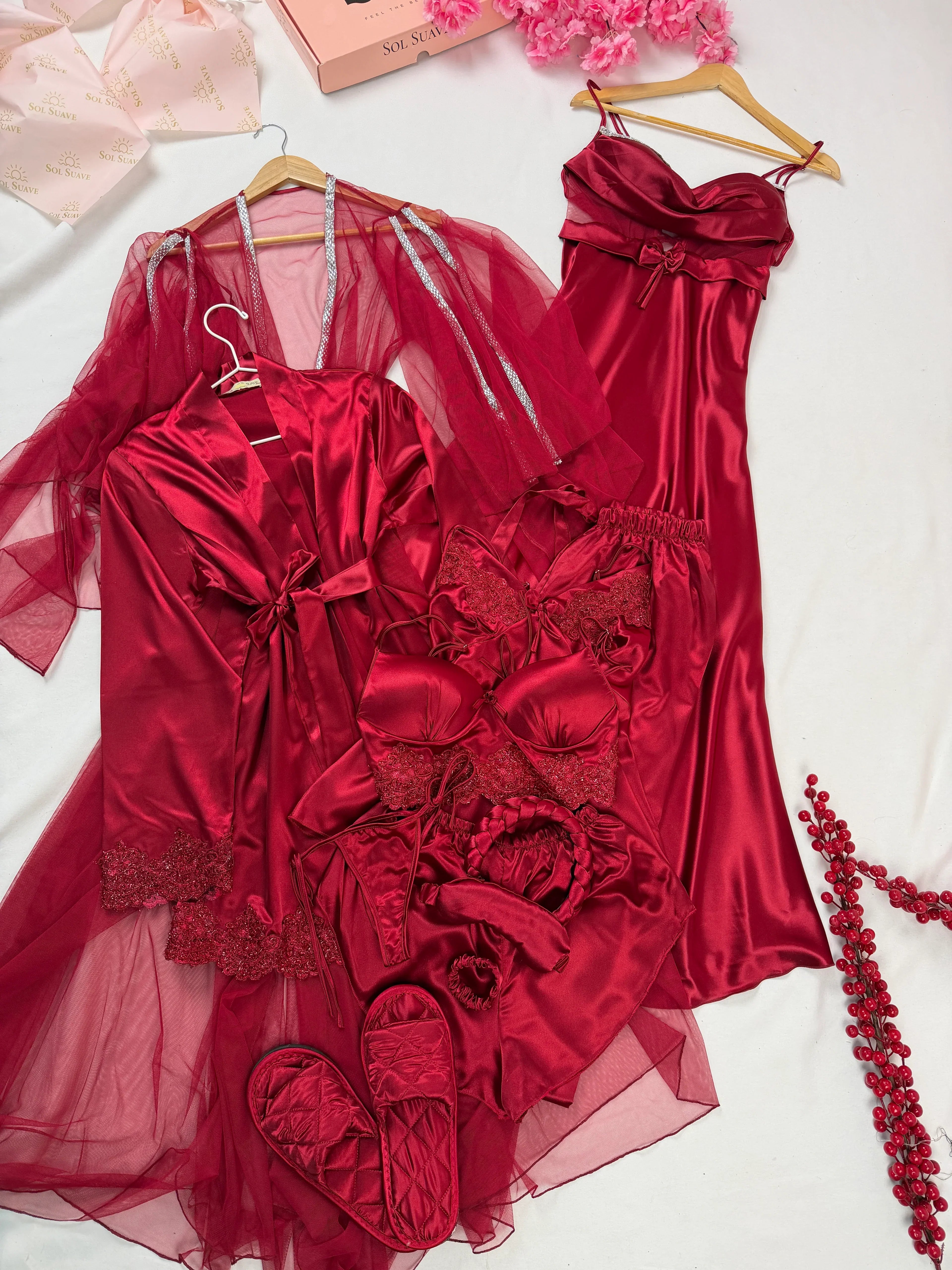 A shiny robe and shirt set ♥️